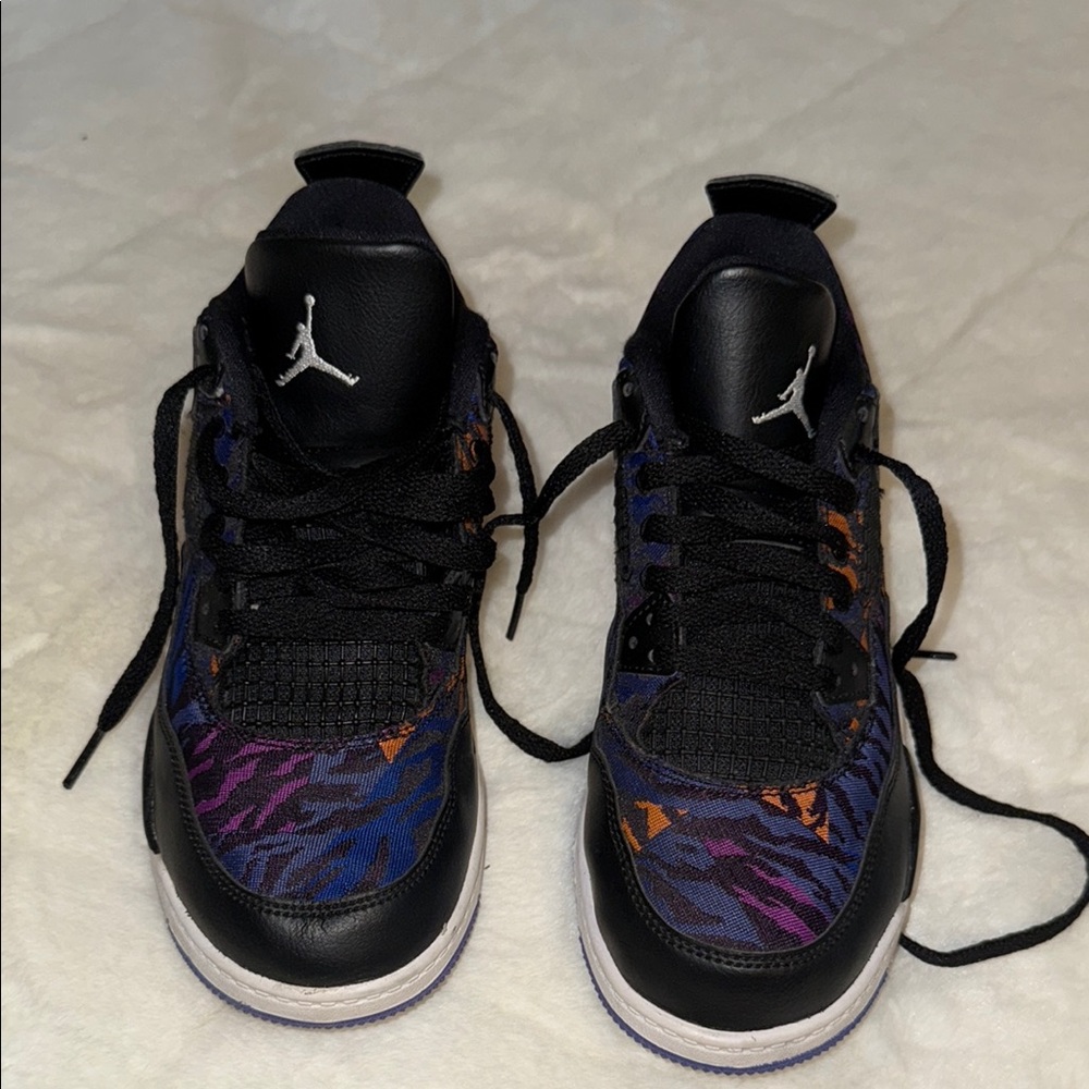 Jordan Kids Black and Multicolor Sneakers